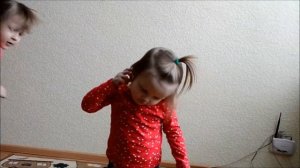 Элджей Рваные джинсы, танцы