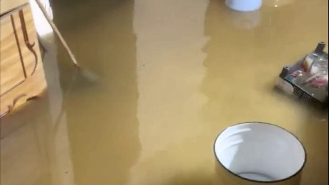 Квартира после дождя в Екатеринбурге