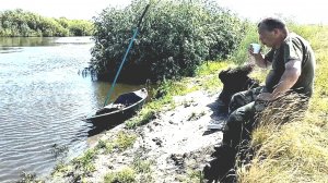 Лодка из пенопласта, испытание большой водой. Сплав по реке Исеть.