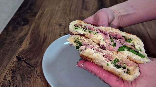 Лепёшки с ветчиной