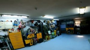 Бетонные полы окрашенные дорожной краской через три года эксплуатации