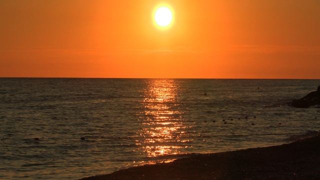 Закат на Чёрном море смотреть онлайн
