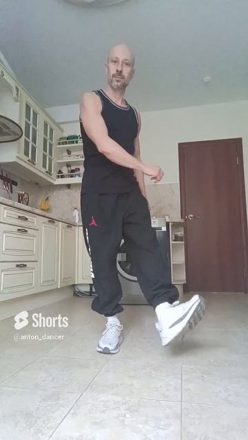 УЧИМ ПРОСТОЕ ДВИЖЕНИЕ  #shuffledance #dance #танцы  #обучение #тренировка