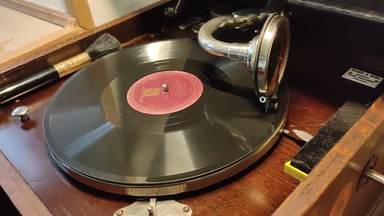 Граммофон His Masters Voice - Барсова смотреть онлайн