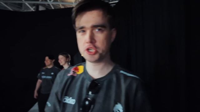 TEAM SPIRIT: EWC 2026. VLOG 1 смотреть онлайн