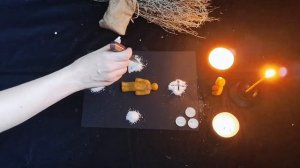 Закрыть всевстречи и отношения мужчины к сопернице,на разлуку.Ритуал.Таро