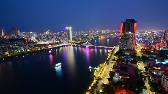 Vietnam - The Flow Of Life | Timelapse