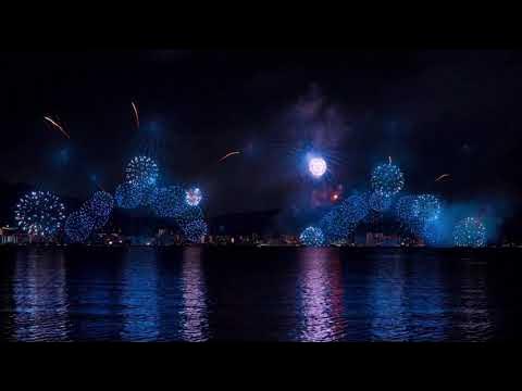 Harmonious Echoes: Exploring Ravel's Bolero / Гармоничные Эхо: Исследуя болеро Мориса Равеля смотреть онлайн