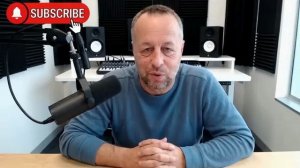 Почему становятся известны секретные военные перемещения России, а Украина сталкивается с новым усил