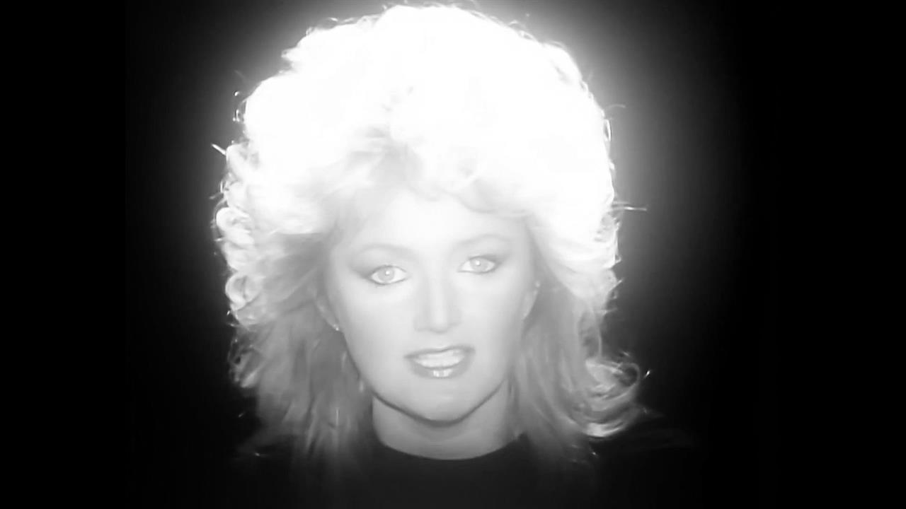 Умерла исполнительница хита Total Eclipse of the Heart Бонни Тайлер смотреть онлайн