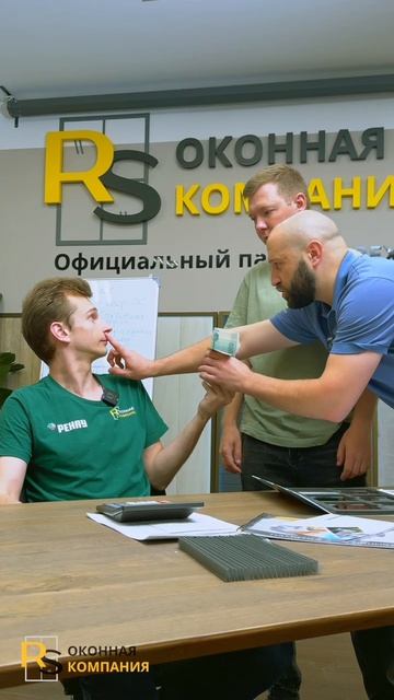 Все виды оконных услуг от ремонта окон до остекления загородных домов и не только