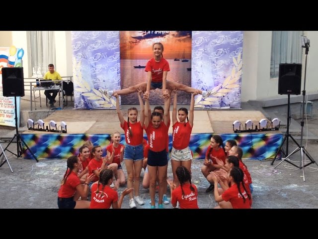 "Огоньки". Флэшмоб " Я, Ты, Он, Она " (12.06.2016г) смотреть онлайн