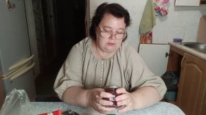 Сладкую ягоду 🍓 ели вместе 💞 горькую ягоду 😖 ем одна 🥺