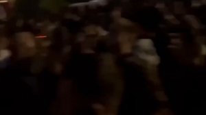 ‼️🇺🇦🏴☠Мощный бунт во Львове против ТЦК 

▪️Большая толпа людей окружила автомобиль ТЦК, его раск