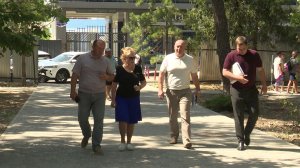 Реконструкция с заботой об экологии: глава Анапы проверила ход работ в сквере Гудовича