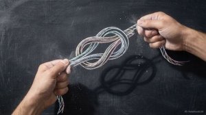 Quark Color as a Topological Feature of Closure