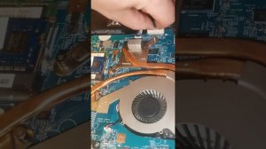 ДИСПЛЕЙ и ДРУГОЙ НОУТБУК display for aser aspire 5100 in #notebook Sony sve171e13v does not fit.
