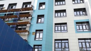Максим Красноцветов посмотрел, как продвигается капремонт школ в Красноармейске и Пушкино