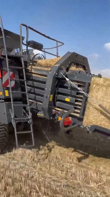 Прессподборщик Kuhn SB1290