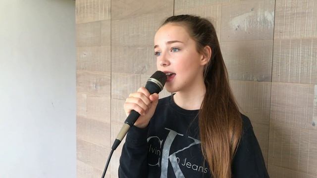 Lucy Thomas - Clown - Emeli Sande - Cover