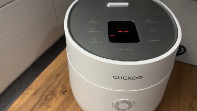 Обзор рисоварки Cuckoo CR-0375FW смотреть онлайн