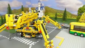 ЛЕГО Машинки 🚚 Мега Кран строит автобус! И другая техника