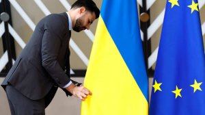 Евродепутат от Польши призвала отменить ускоренное вступление Украины в ЕС