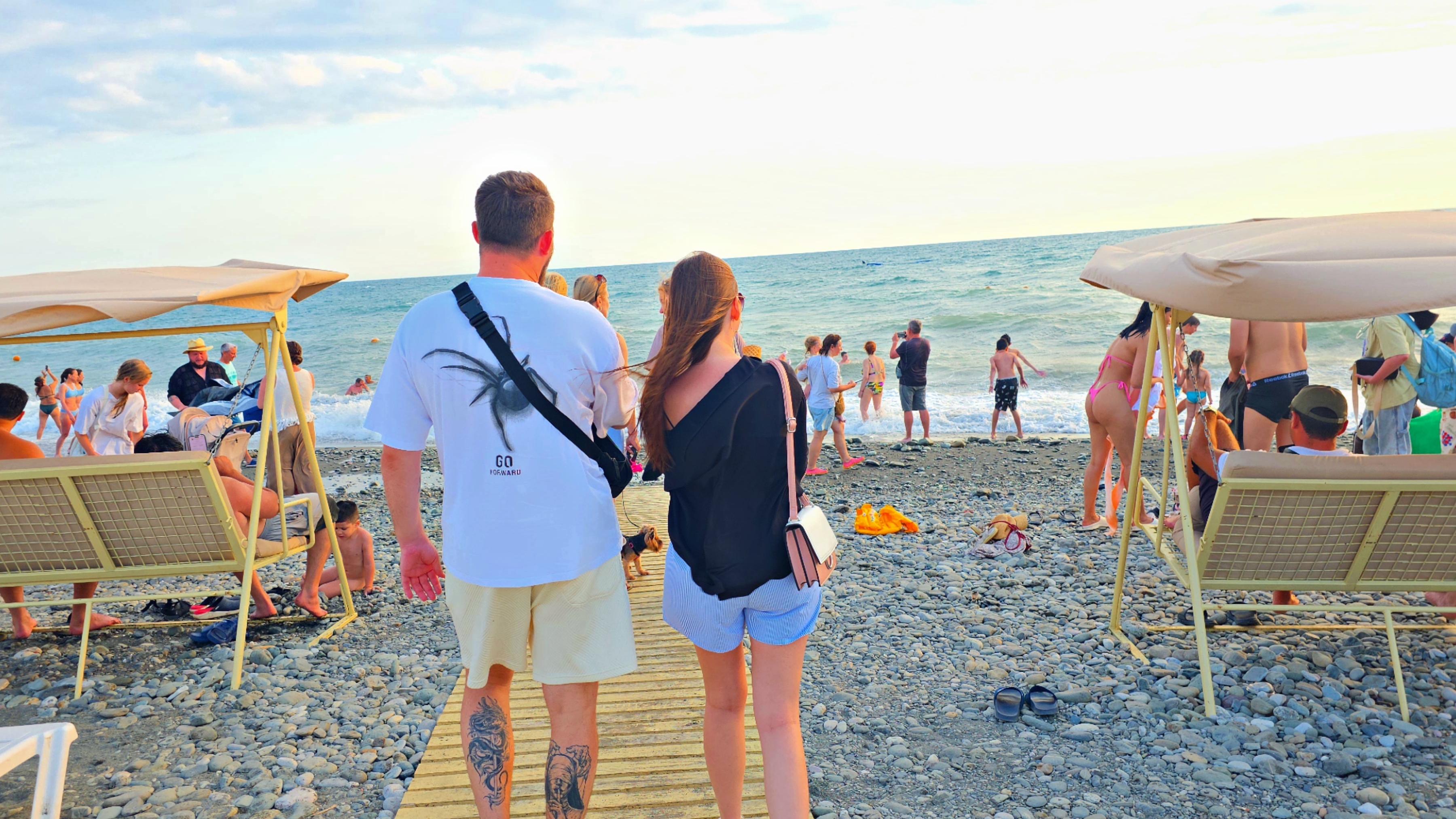 ✅️🌴10 ИЮЛЯ В АДЛЕРЕ: +27°, НОВЫЙ БУРГЕР КИНГ, НАБЕРЕЖНАЯ, ШТОРМ НА МОРЕ,ЛУЧШИЕ МЕСТА. АДЛЕР 2026 смотреть онлайн