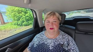 Дачные дела: обрабатываем растения что бы не болели. Садим много салата для курочек. Простой обед.
