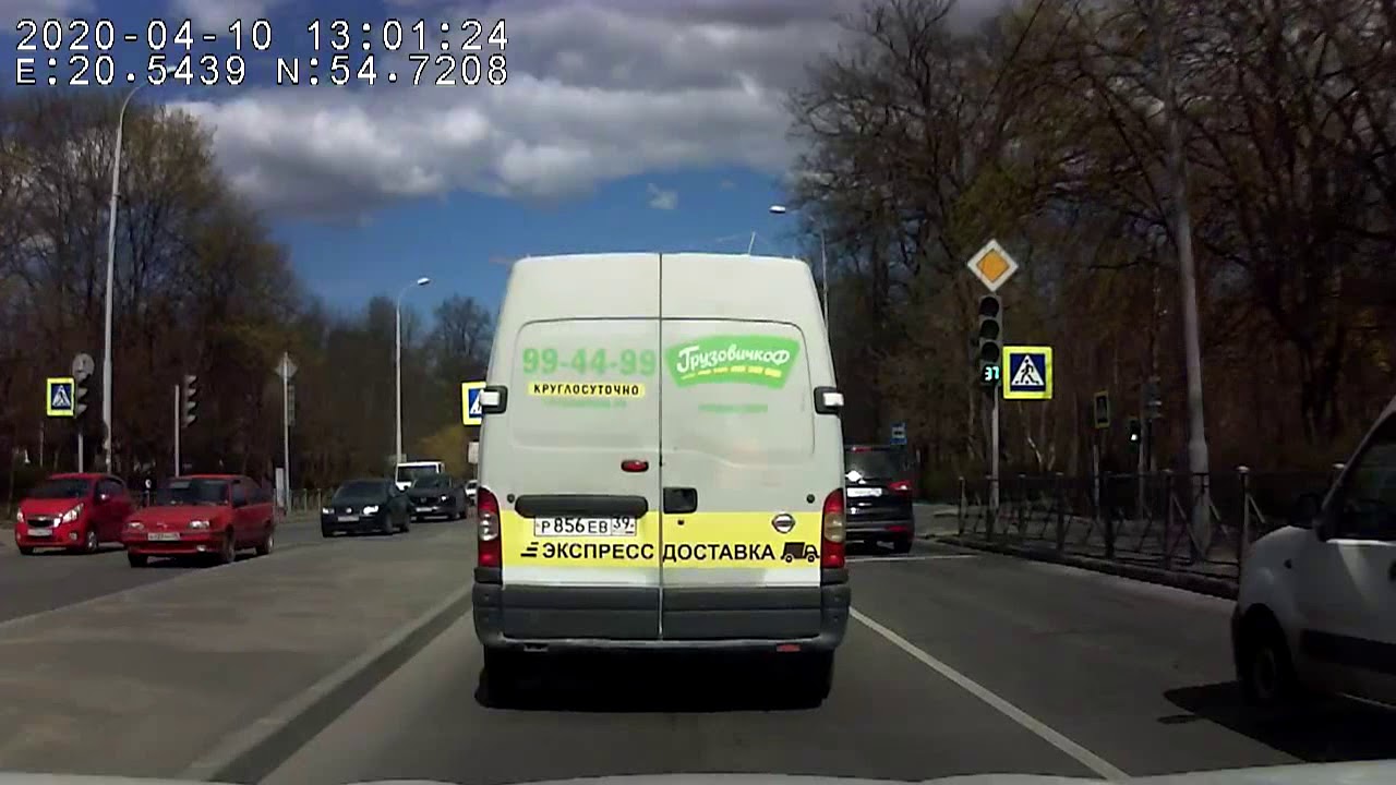 ЛГБТшник за рулем фургона "Грузовичкофф" марка NISSAN, гос.номер Р 856 ЕВ. смотреть онлайн