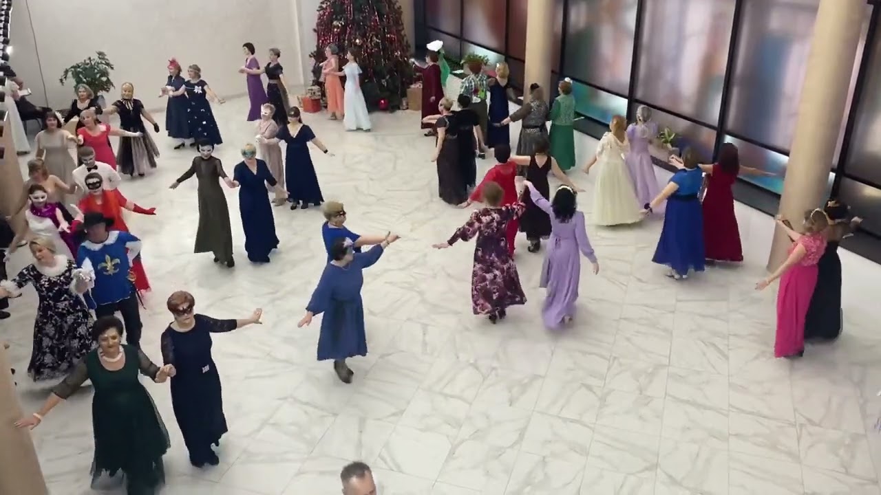 Вальс-менуэт смотреть онлайн