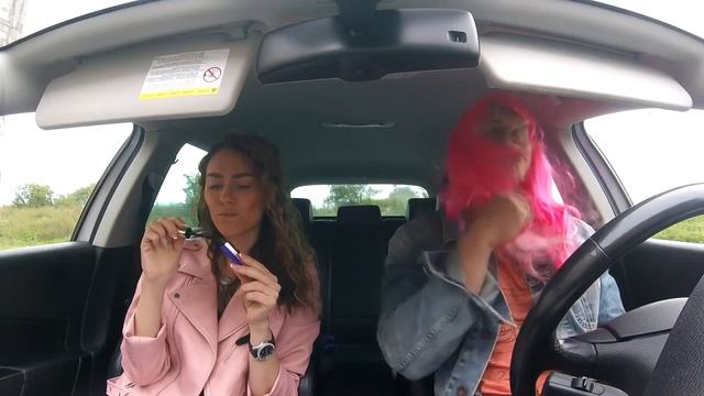 Когда услышал любимую песню в машине :D смотреть онлайн