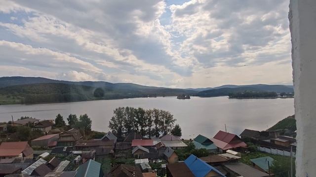 Сатка 3ком.Бочарова,13 5/5 этаж.mp4