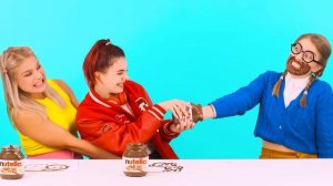 Секретный Домик Под Кроватью # Богатая vs Бедная Смешные Челленджи от DuKoDu Challenge