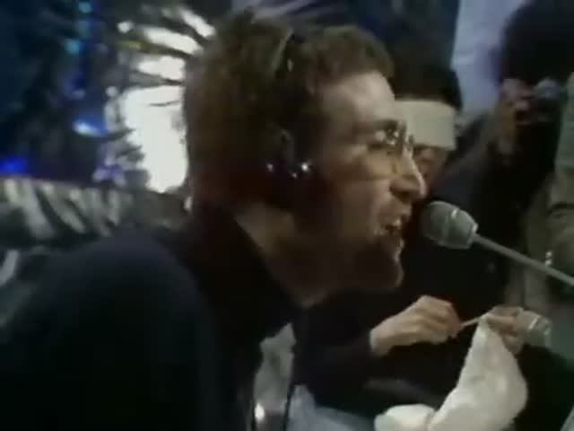 песня-INSTANT KARMA! (WE ALL SHINE ON) - Lennon  Ono with The Plastic Ono Band