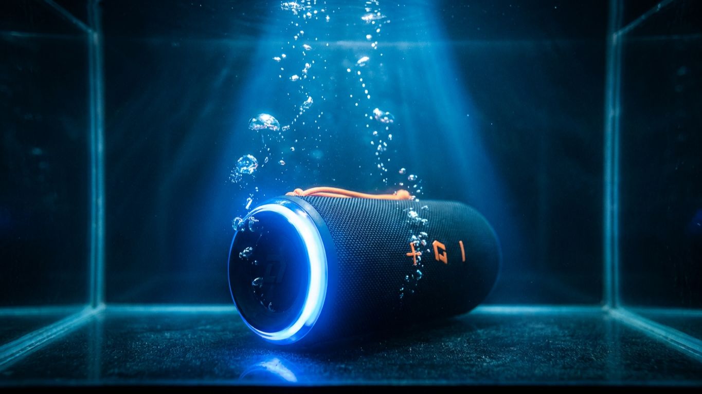 Портативка, способная пережить потоп. DL Audio Barracuda Portable Speaker