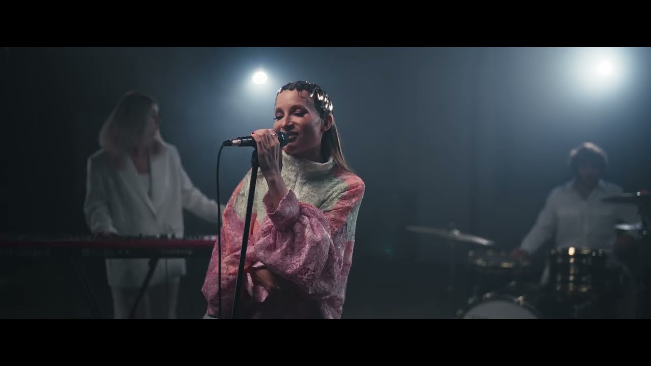 Маша Фэй - Москвичка / Хватай / Бездна [ promo ] смотреть онлайн