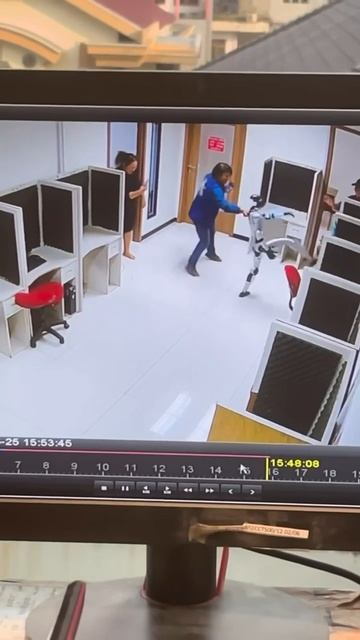 Восстание машин официально началось