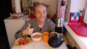 Обед с котями. Нищеты и богатства не давай мне, Господи. Мукбанг. Обжор. Еда на камеру. Диета. Шиза.