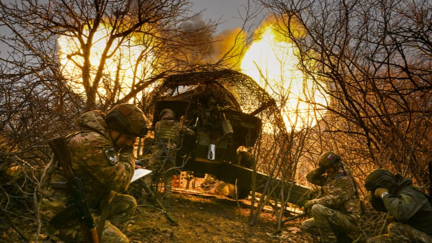 «Мста-Б» против лесных укреплений боевиков ВСУ. Лучшее видео из зоны СВО смотреть онлайн