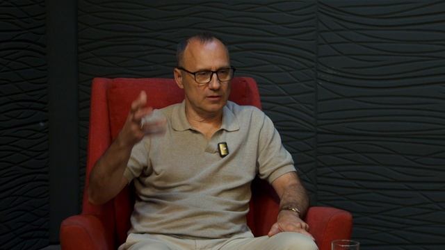 "Дети знают всё": Страховщик Вадим Коточеков — дети спросили про деньги, и он... Смотрите до конца! смотреть онлайн