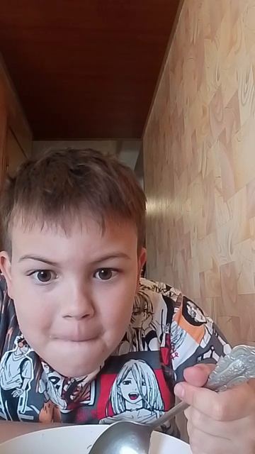 сделал хваче  корейский десерт 😯🤯🤯🤯😯😯😳😳😲😲😮😮😧😦😶