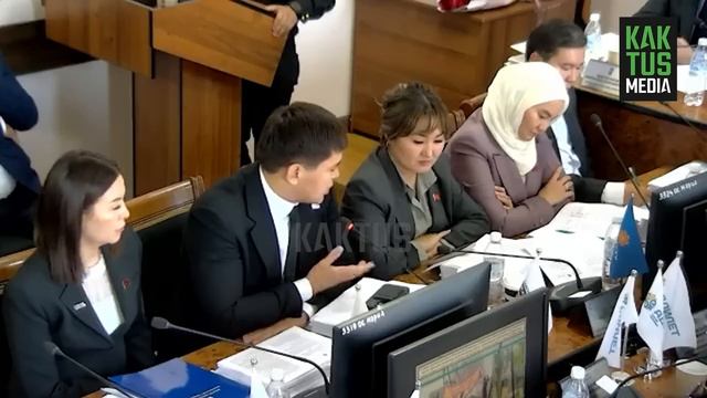 "Возомнил из себя генерала". Депутаты БГК возмущены поведением Царикаева смотреть онлайн