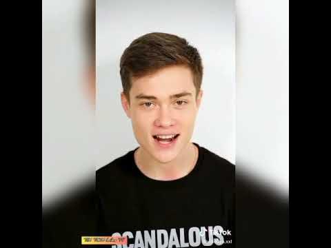 TIK TOK.Я как санта клаус попадаю в твой хаус!! Эта детка любит Прада!! Моя дикая кассандра!! смотреть онлайн