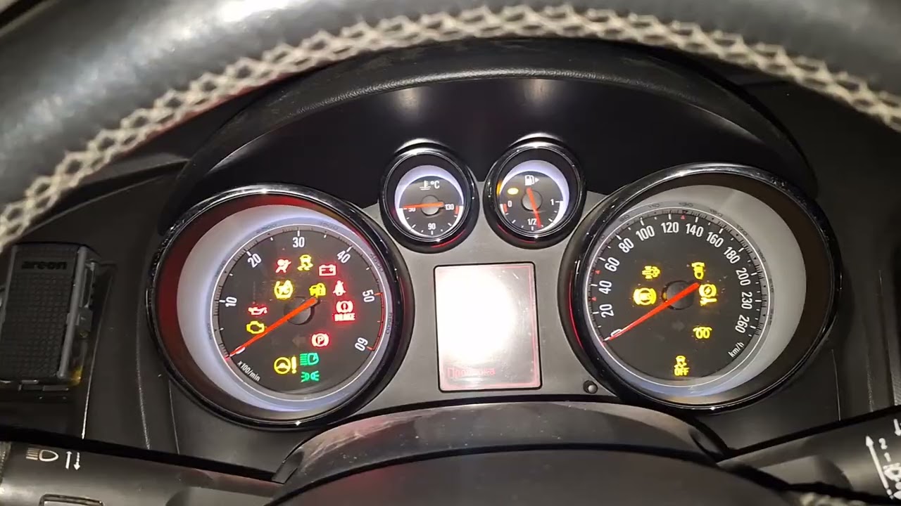 Запуск Opel Astra J 1.7 CDTI 2011 в мороз -19. 02.02.2026 смотреть онлайн