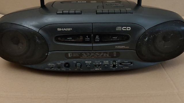 Вторая жизнь! CD магнитола Шарп SHARP WQ-CD220L(GY) смотреть онлайн