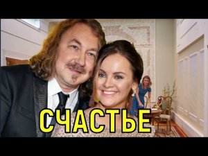 В ожидании счастья \\\ Проскурякова выставила беременный живот