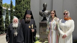 В храме Всех Русских Святых в штате Калифорния состоялось открытие и освящение памятника Николаю II