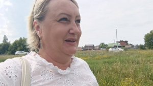 Не женская работа, но выбора нет.