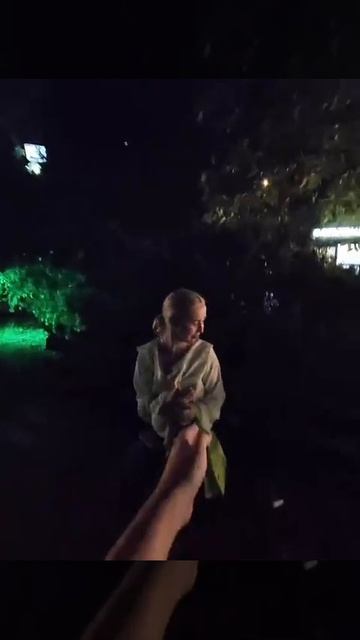 это что такое! короче это мой мем
это видео мой друг скинул я не записывал смотреть онлайн